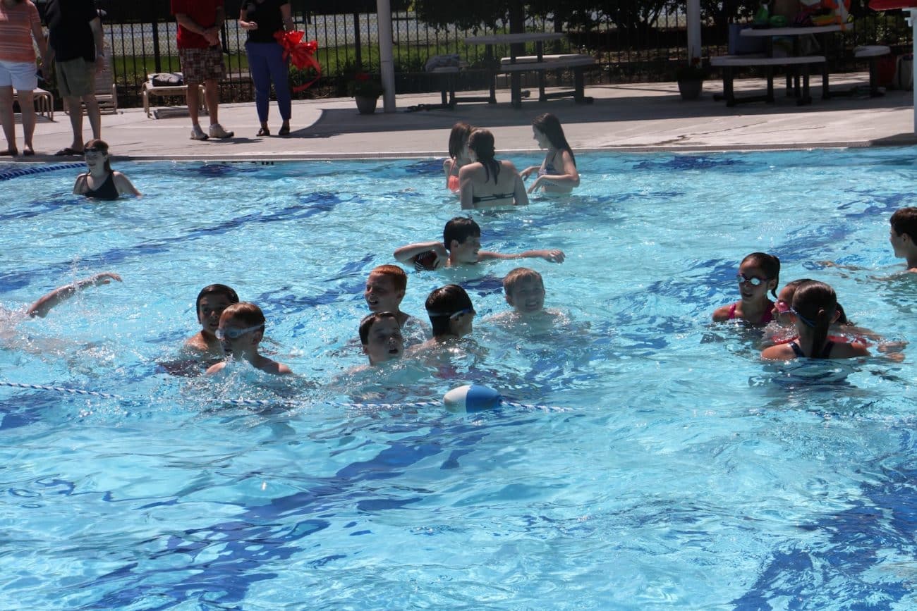 Fox Point Pool - Fox Point Homeowners Association